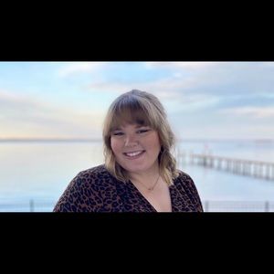 Meet your Posher, Hope